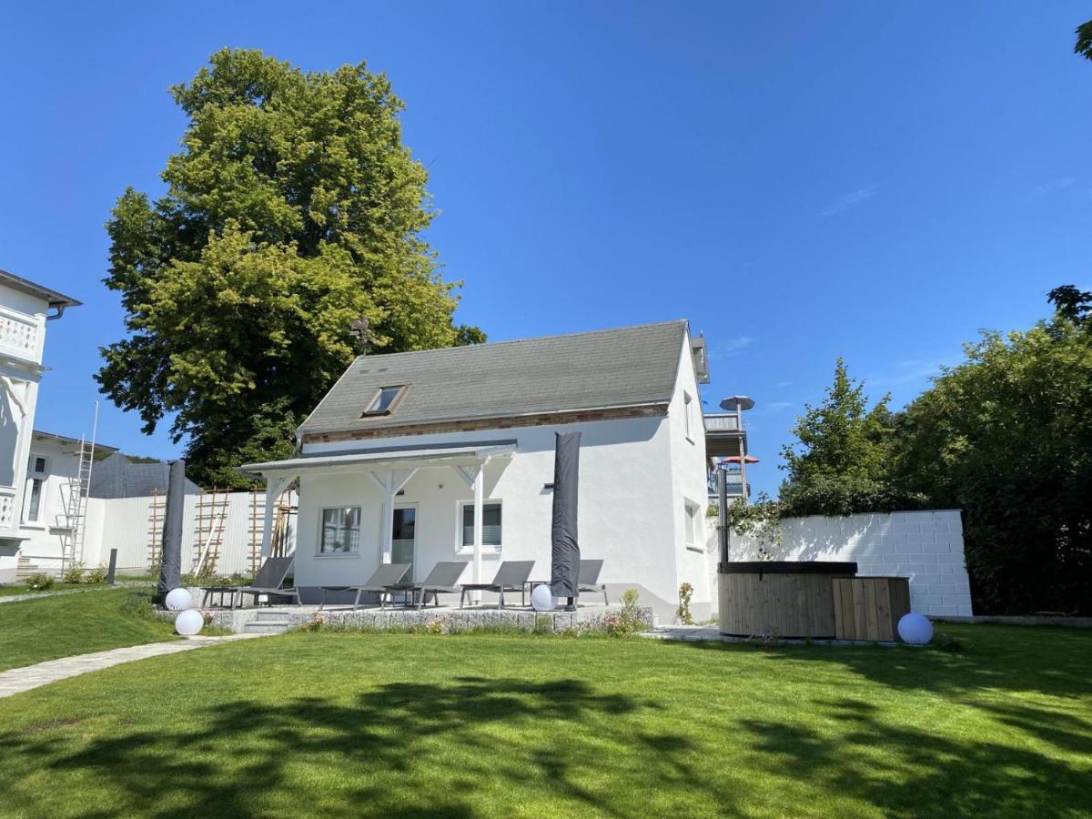 Villa Jenny - Ferienappartement 1 Mit Meerblick Sassnitz Exteriér fotografie